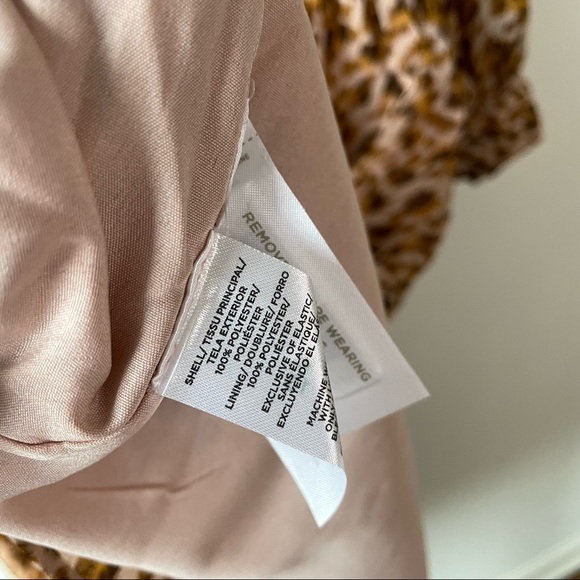 NWT Ann Taylor Petite Animal Print Smocked Dress - Picture 7 of 9